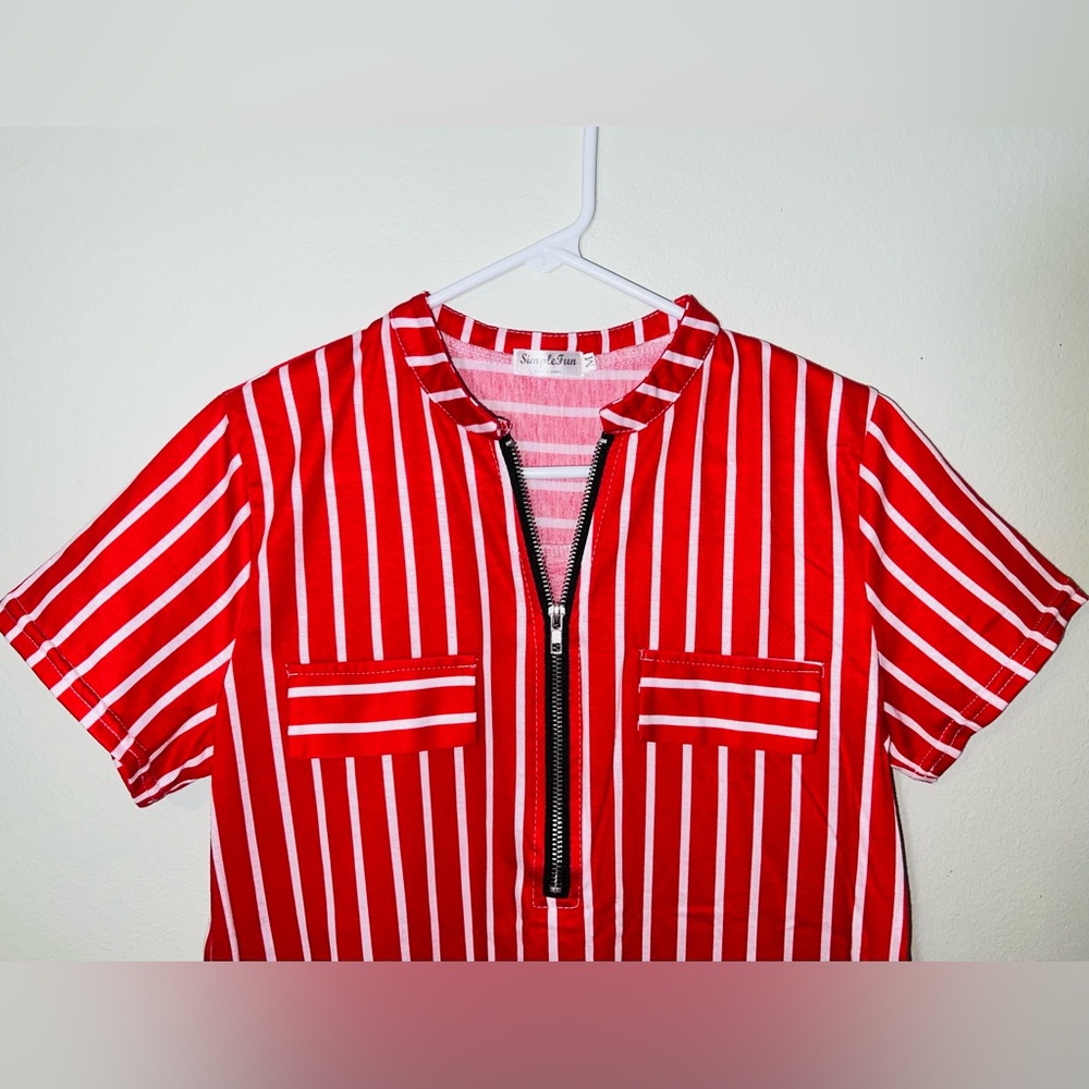 Like NEW: Simplefun Red and White Short Sleeve Zipper Top! Size Medium. - Picture 2 of 10